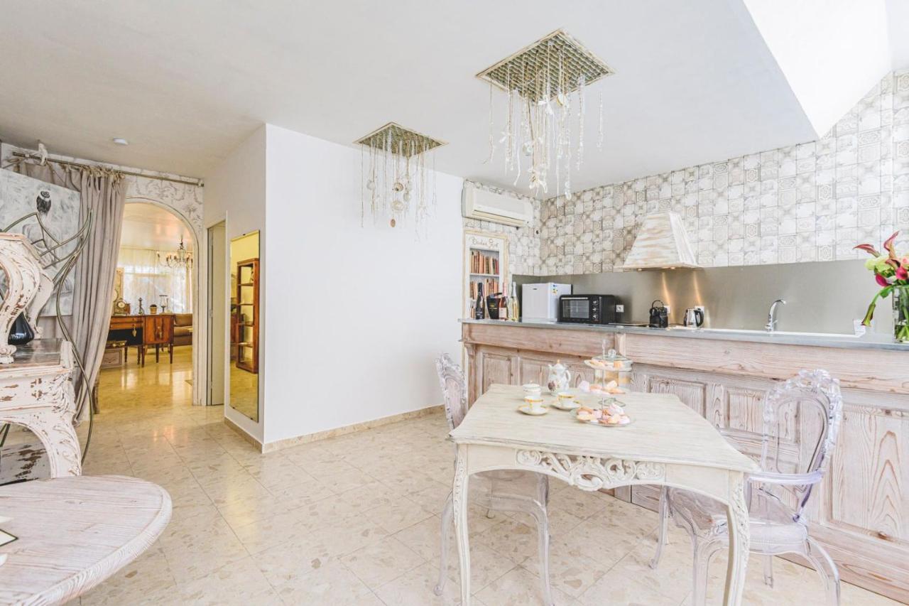 La Dolce Vita A Épernay Exteriör bild