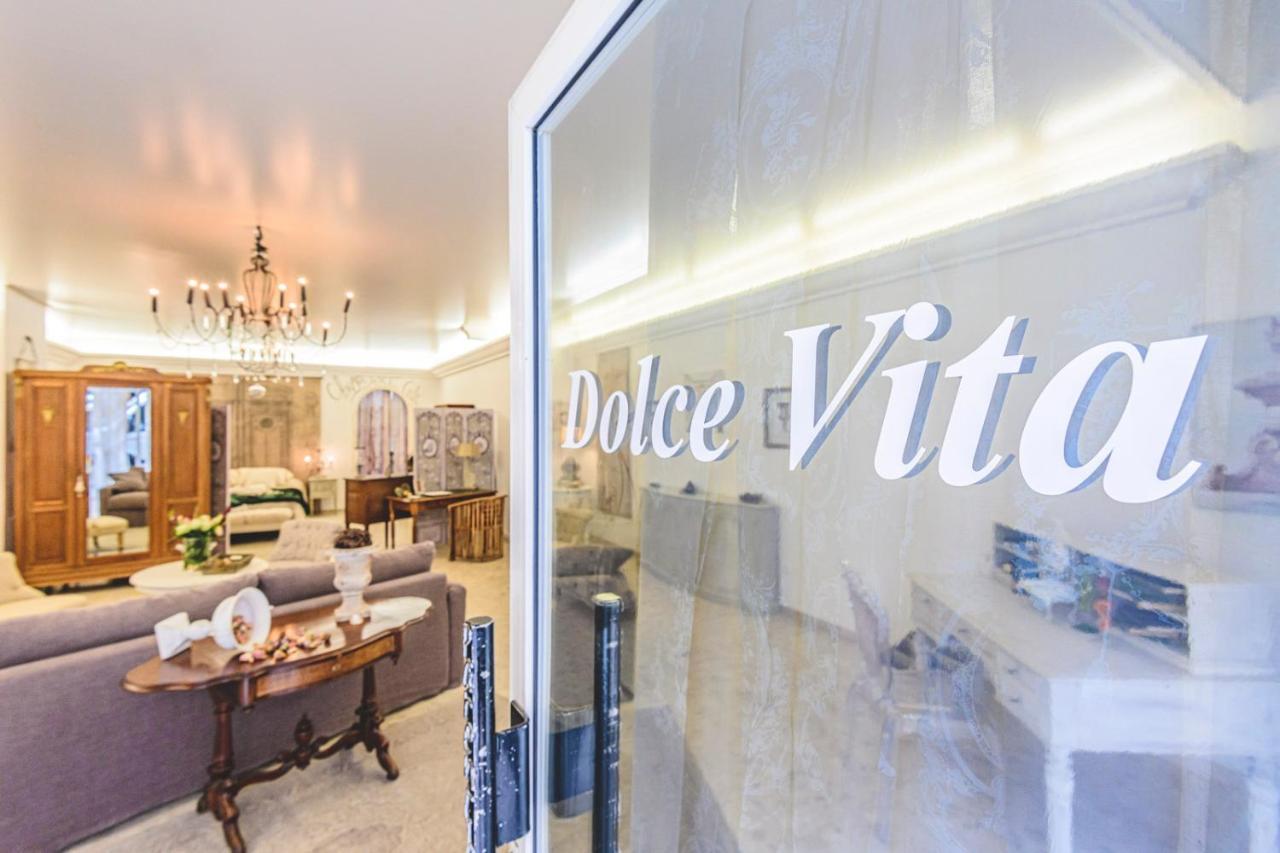 La Dolce Vita A Épernay Exteriör bild
