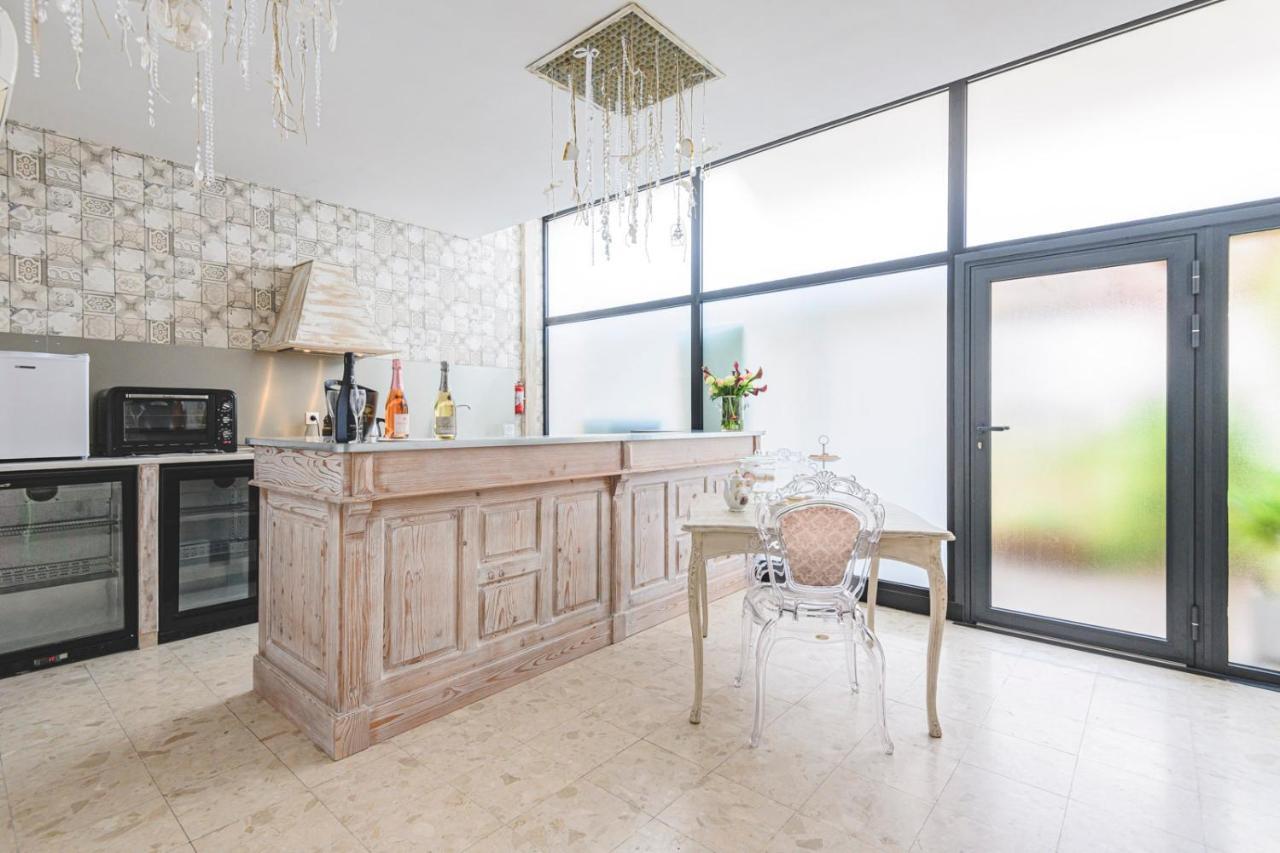 La Dolce Vita A Épernay Exteriör bild
